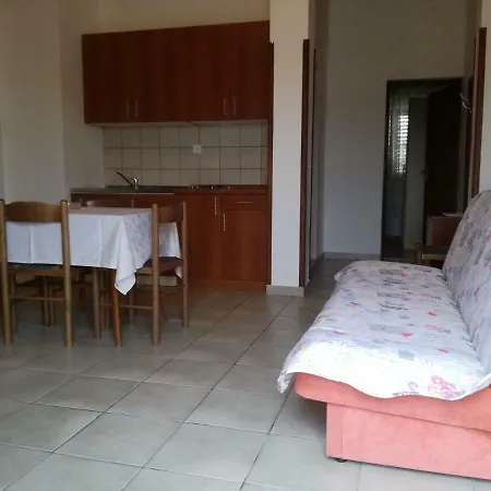 Antonia Apartmán *